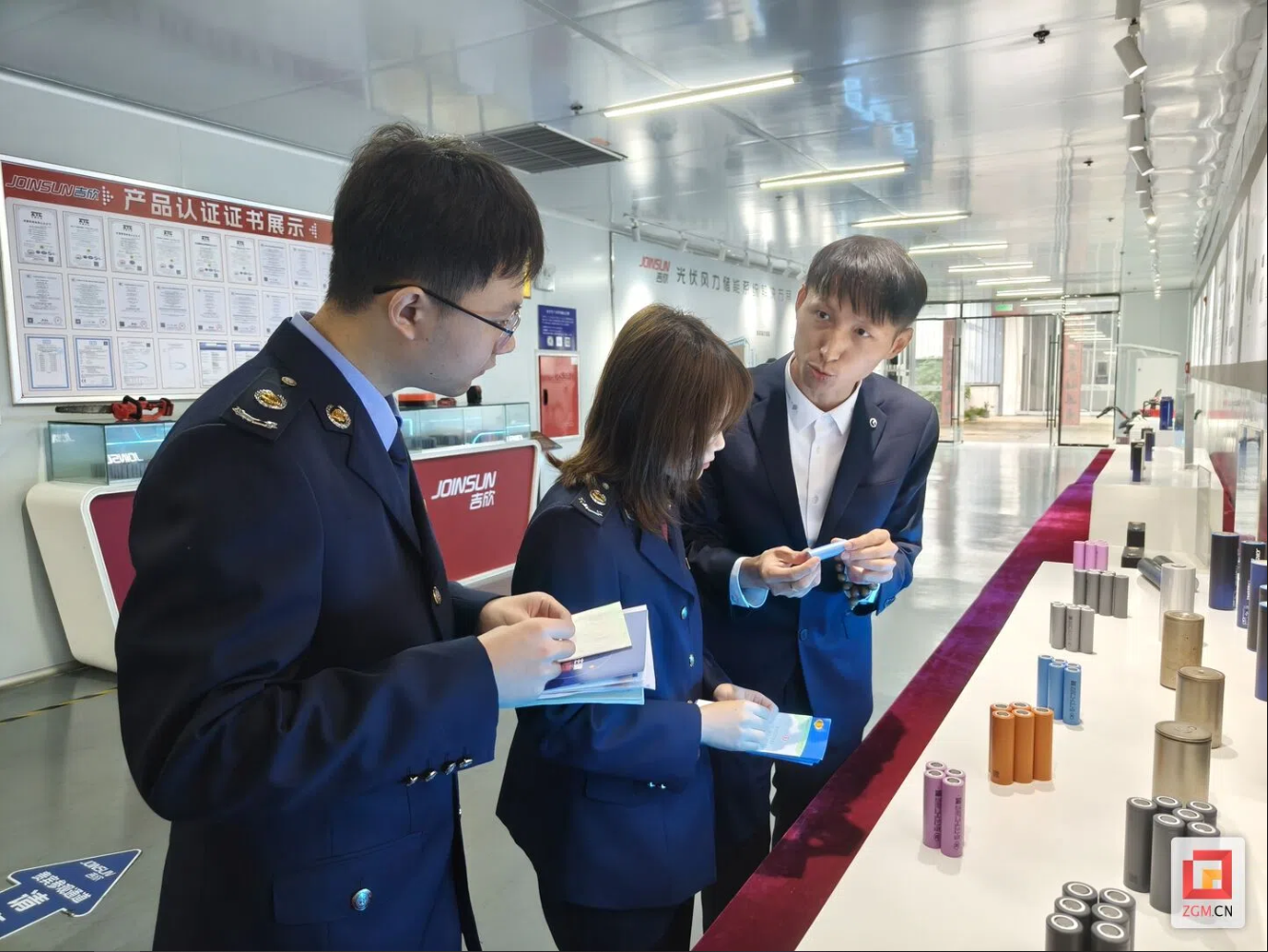 以纳税信誉为笔 绘就营商环境新画卷